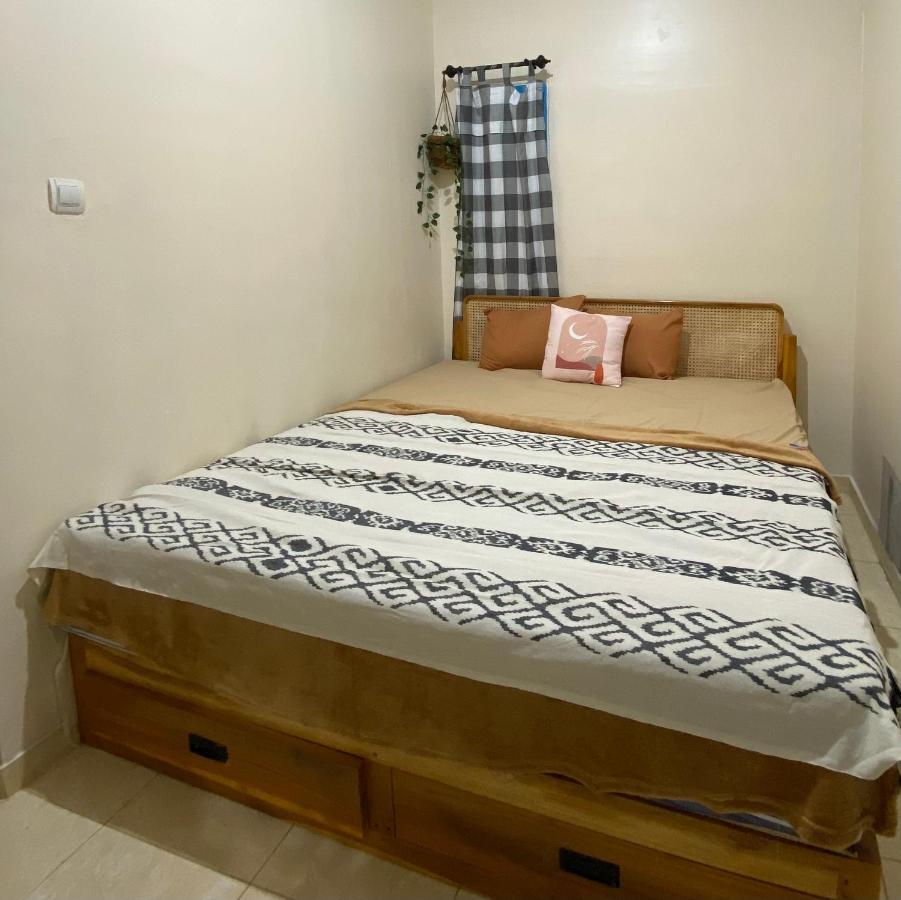 Et Malio Stay & Travel Malioboro Pusat Kota Yogyakarta Kültér fotó